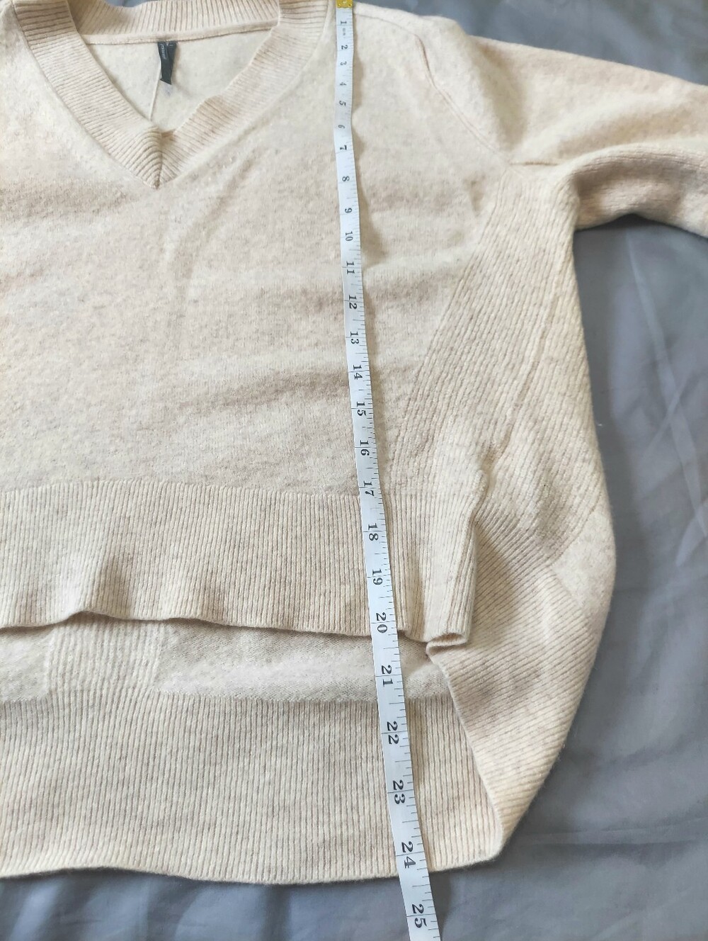 Anthropologie Wool Cashmere Oversized Cream Sweater Women Small Elevated Casual - Picture 9 of 10